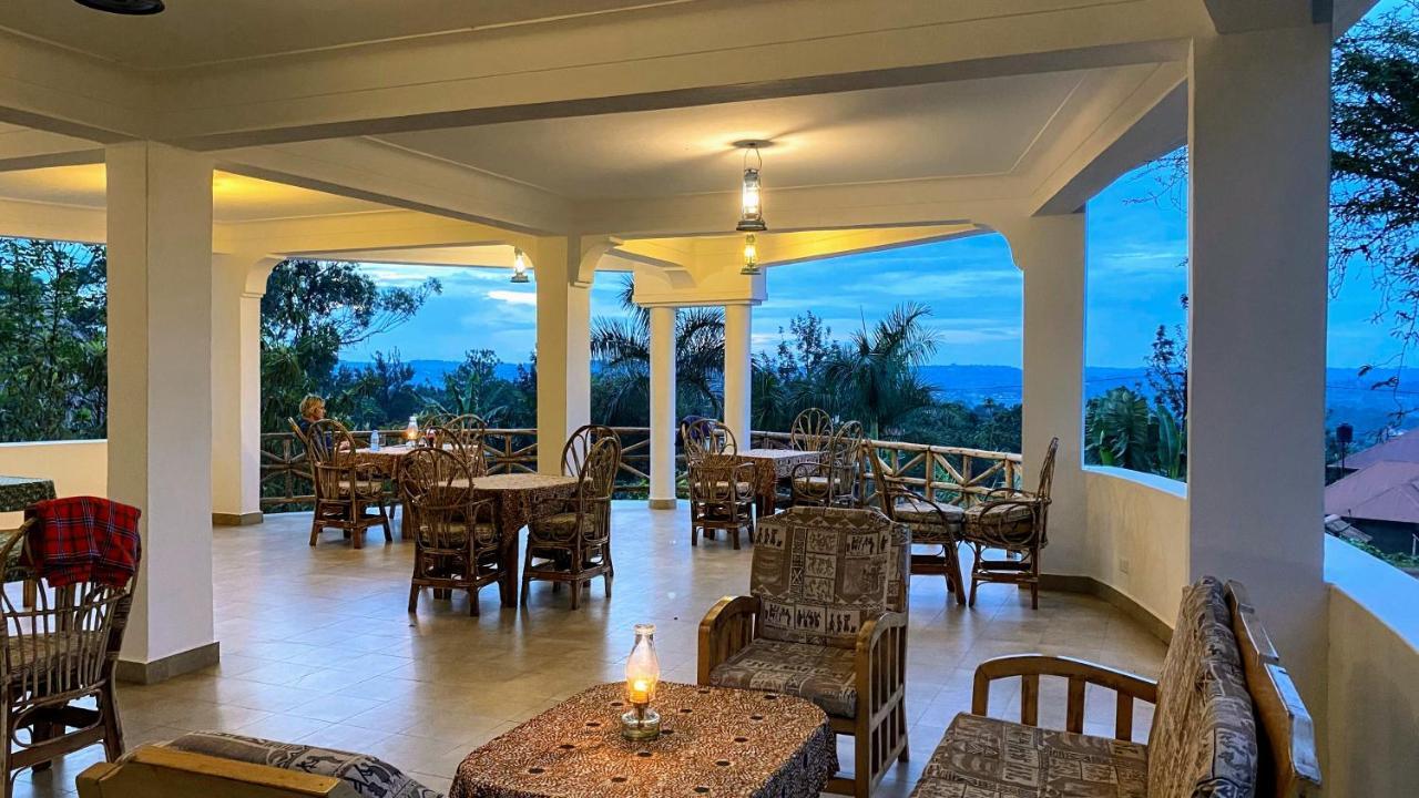 Banda Lodge Masaka Экстерьер фото