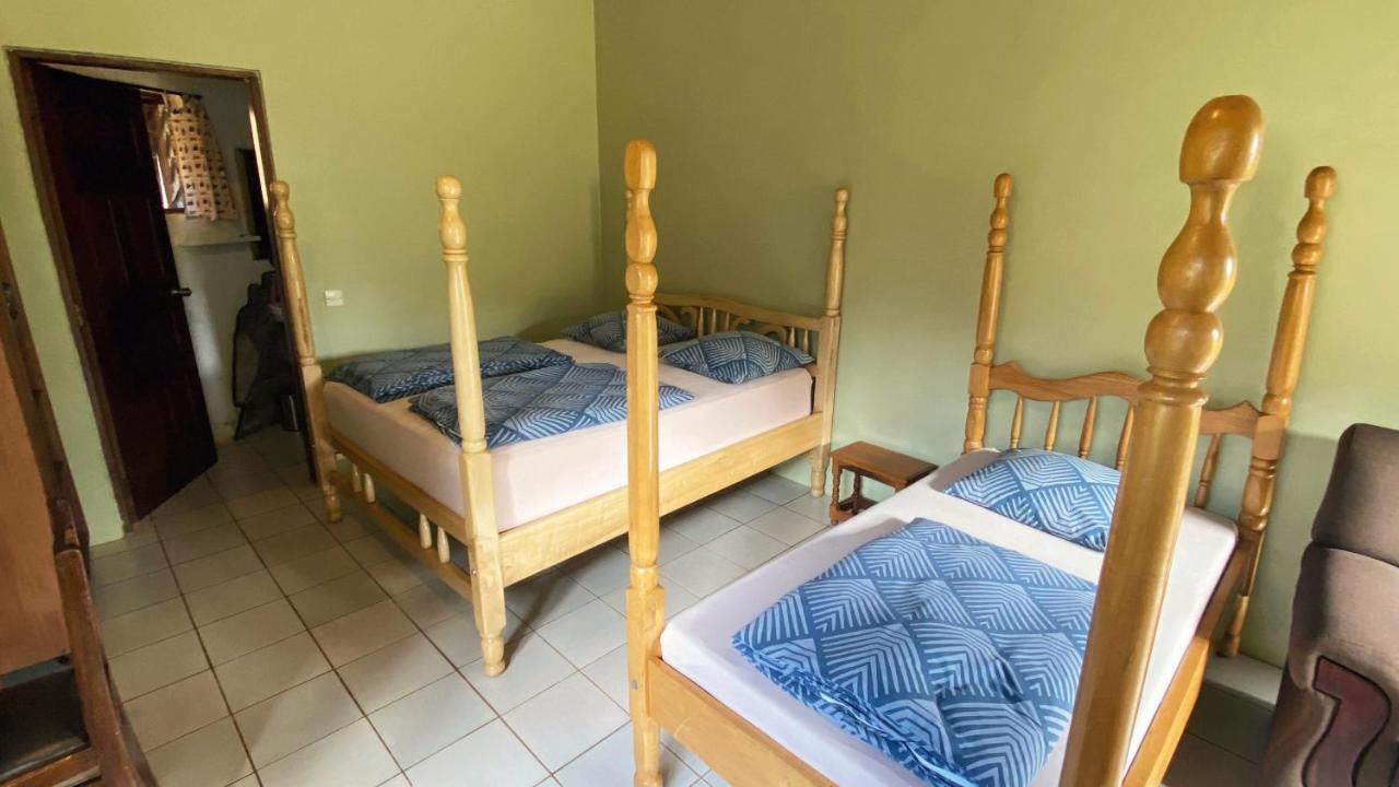 Banda Lodge Masaka Экстерьер фото
