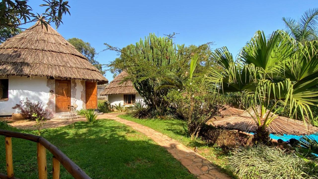 Banda Lodge Masaka Экстерьер фото