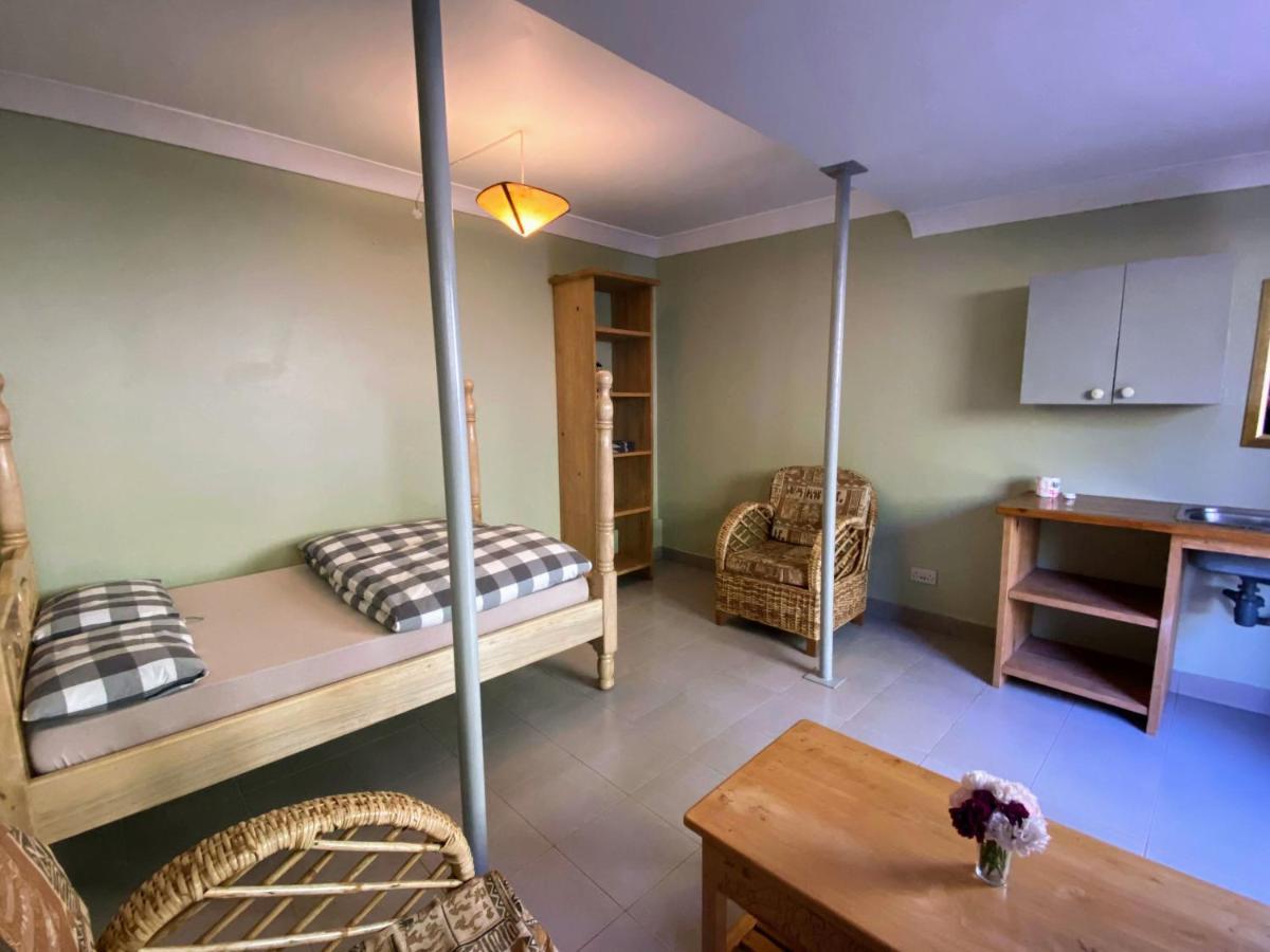 Banda Lodge Masaka Экстерьер фото