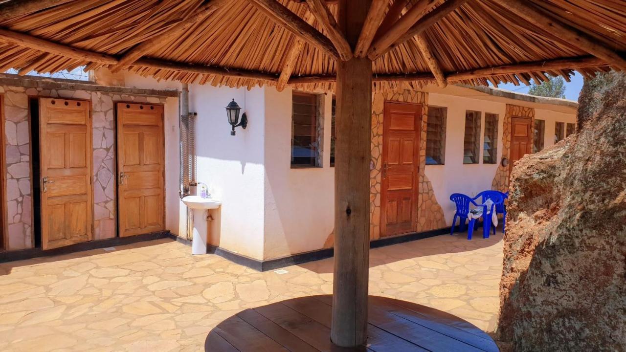 Banda Lodge Masaka Экстерьер фото