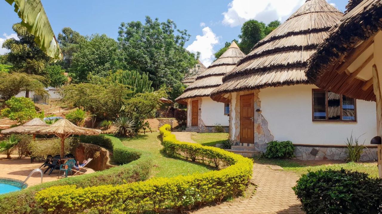 Banda Lodge Masaka Экстерьер фото